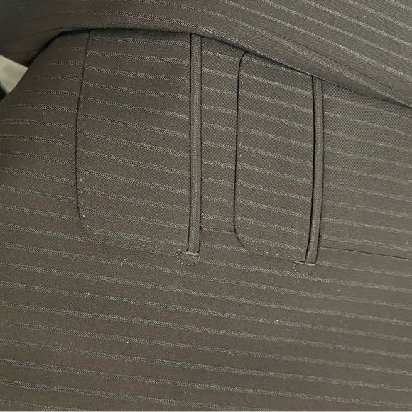 Bartorelli Napoli Italian Men’s suit. Brown with light blue pinstripes. 40R - Picture 3 of 4